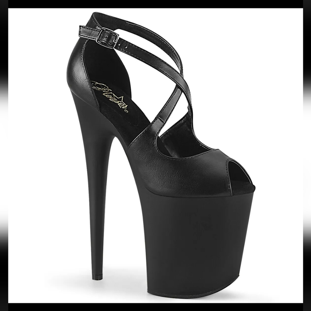 8" Brand New Pleasers Black size 7